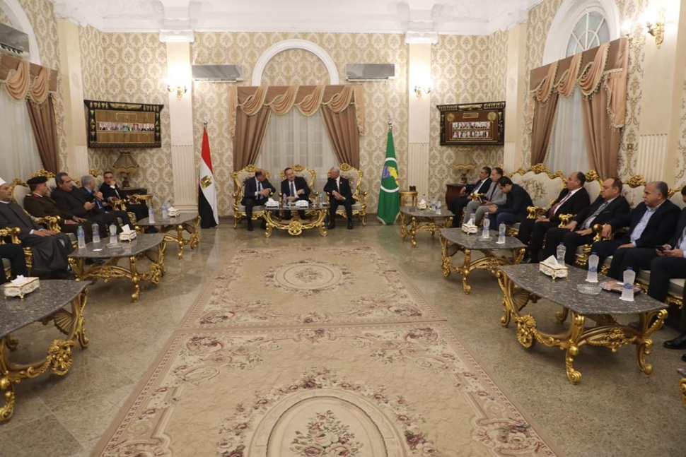 وزير التعليم العالي يلتقي محافظ المنيا ورئيس جامعة المنيا بديوان عام المحافظة
